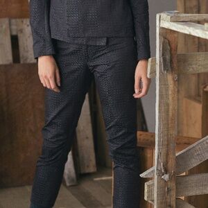 Stylish Cropped Comrags Pants